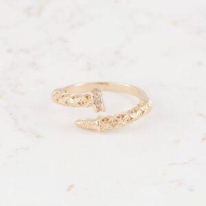 ANILLO CLAVO TRENZAS