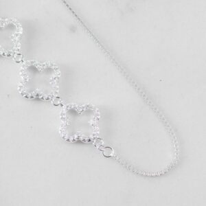 P56236-PULSERA-SILUETA-TREBOL-CIRCONES-X3-21CM-1-1.jpg PULSERA SILUETA TREBOL CIRCONES X3 21CM