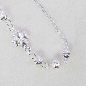 P56888-PULSERA-TREBOL-BALINES-MARTILLADOS-4MM-19CM-1-1.jpg PULSERA TREBOL BALINES MARTILLADOS 4MM-19CM